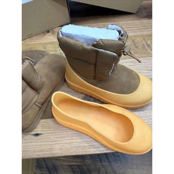 UGG womens NEW Classic Maxi Toggle boots 6 weatherproof cover - Picture 13 of 15